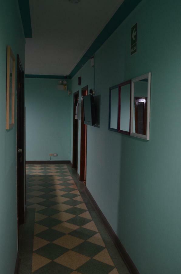 Andes Backpackers Hostel Lima Luaran gambar